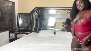 Video amador primeira vez da preta gostosa levando duas pica na bucetinha