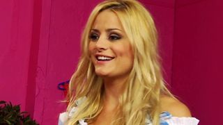 CHLOE AND INDIA BABE ARE TWO HOT PUSSIES