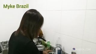 Diarista vai na minha casa faser faxina e ela gostou de me e me pediu para me faser sex com ela ela se chama Alice vasconcelos
