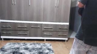 escondi meu amigo no guarda roupa, vendei minha esposa e fiz ela transar com ele sem ela saber