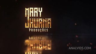Acordei com tesao e fiz uma DP com meus brinquedos - Mary Jhuana