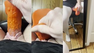 MILF CANNOT GET ENOUGH OF THIS DILDO