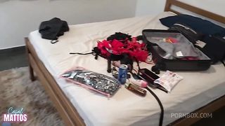 Em casa so tem gostosa pelada e eu de homem pra comer todas