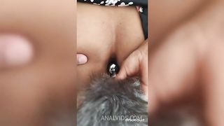 Novia Otaku se mete un plug anal de zorra para que me la coja