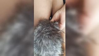 Novia Otaku se mete un plug anal de zorra para que me la coja