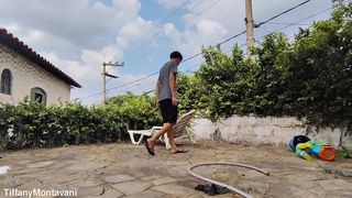 MADRASTA SEDUZ ENTEADO , ENTIADO COLOCA DUAS MAOS NO CU E FICA ASSUSTADO