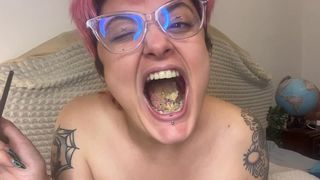 HAPPY CURVY WOMAN EATING SUSHI