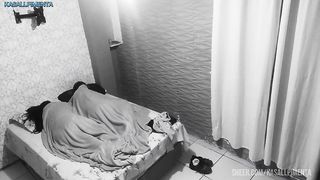 Ladrao invade residencia, estupra casada sem camisinha, goza dentro e sai sem pertence algum.