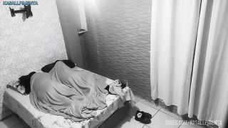 Ladrao invade residencia, estupra casada sem camisinha, goza dentro e sai sem pertence algum.