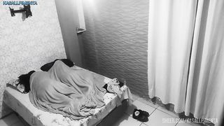 Ladrao invade residencia, estupra casada sem camisinha, goza dentro e sai sem pertence algum.