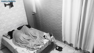 Ladrao invade residencia, estupra casada sem camisinha, goza dentro e sai sem pertence algum.