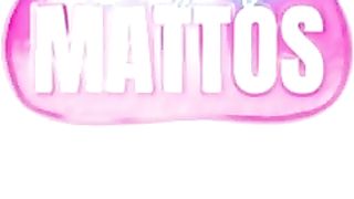 Caiu na net video da minha esposa me traindo com vizinho de 18 anos