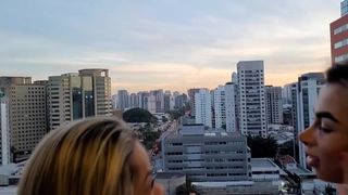 FODENDO MINHA AMIGA POR QUE O MARIDO DELA NAO DEU CONTA