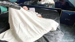 BEAUTIFUL MATURE WOMAN FUCKED IN THE ANAL AND INSERTED A HUGE BLACK COCK INTO HER HAIRY VAGINA. SQUIRT ORGASM & PAINFUL ANAL.