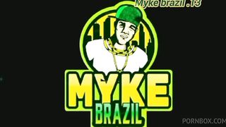 Encontrei a Julia fotanelli em um praca no centro de SP eu covidei ela para minha casa e agente Transou bem gostoso