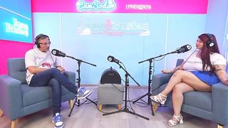 PSYCHOLOGIST SCREAMS WITH PLEASURE AS HER GIANT BREASTS BOUNCE AROUND