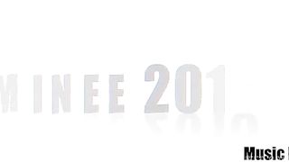 Gorgeous Vyxen Steele Rides Alex Legend's Big French Baguette!