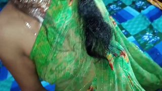 DESI BEAUTIFUL MARRIED GIRL TIGHT PUSSSY BEDROOM CLEAR HINDI AUDIO