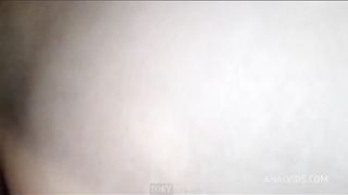 ibamos a ver una pelicula mientras esperaba a mi novia, pero el deseo prohibido nos gano y cuando menos lo pense ya le estaba dando por el culo.