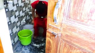 Indian step sister peeing (piss) in the toilet