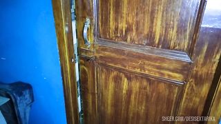 Indian step sister peeing (piss) in the toilet