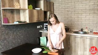 AISLIN!! FULL VIDEO finally is out!!!!she loves carrots!COMPLETE SCENE NEVER PUBLISHED BEFORE!