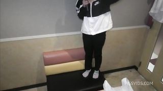 大◯生彼女とカラオケでハラハラしながらプライベートなえっちするカップル。
