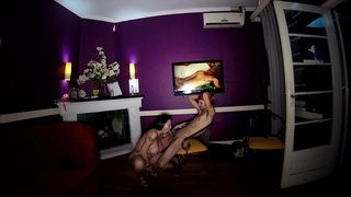 MAMANDO O GOGOBOY NA SAUNA