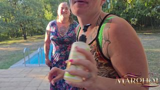 DUO LESBIEN BRULANT AVEC MAUREEN : GODES, HUILE ET PLAISIR SOUS LES YEUX DE MON MEC