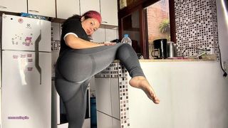 GASSY EBONY FARTING AND BURPING IN SKIRT AND LEGGINGS