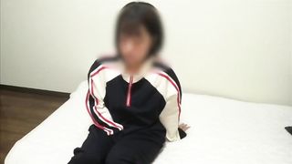 おなにーじゃなくて男のチンコ挿れたい…。明日また追試があるからストレス解消にオナニーする女子大◯生。