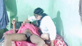 HINDI ANTY VIDEO PUSSSY LIKING SUNNI HOUSE WIFE