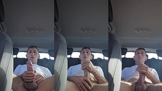 ME ENCANTA PAJEARME EN EL COCHE