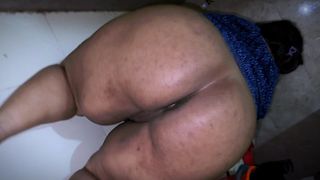 ARAB BIG ASS BEAUTIFUL HOT AUNTY IN MORNING SHE WAS COOKING IN KITCHEN & WANT ANAL FUCK FROM ME