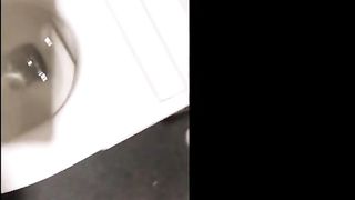 《個人撮影》初めてウォシュレットオナニー