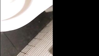 《個人撮影》初めてウォシュレットオナニー