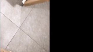 《個人撮影》初めてウォシュレットオナニー