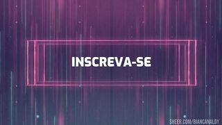 Mostrei o sindico do predio minha buceta raspadinha . Jhonny hot1