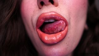 DROOL COLLECTOR, SMOKING NUDE LIPS