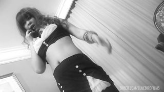 A little hotel worker, having come to the rescue of the guest, also helped him relax by giving herself to fuck