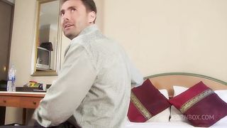 Coming home with a girl, the guy planted her on his dick and brought a lot of pleasure