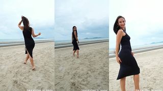 SEXY TIGHT BLACK DRESS AND BEAUTY CHILL