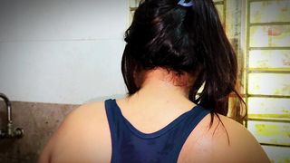 19YO BBW HOT BACHELOR GIRL COOKING IN KITCHEN THEN I SEE HER BIG BOOBS & HUGE ASS & START HANDJOB NOW IM CUMING