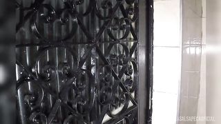 Marido vai trabalhar e acaba sendo traido pelo vizinho militar militar police
