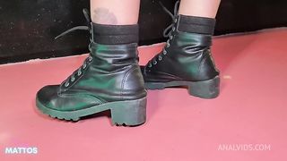 Punheta guiada fode meu cu e minha buceta squirting