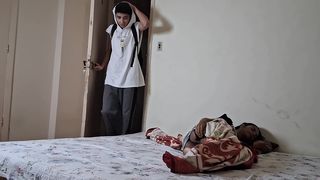 PEGUEI MINHA MEIA IRMA NO QUARTO DEPOIS DA FACULDADE E A SAFADA DEIXOU