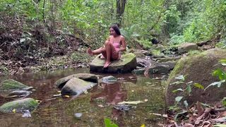 LATINA FROM THE COUNTRYSIDE, RUBS HER NATURAL AND HAIRY PUSSY OUTDOORS, AND THE STRANGER CAN T STAND TO WATCH IT ANYMORE UNTIL