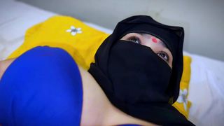 IRANI BBW MUSLIM GIRLFRIEND SEND ME PUSSY LICKING VIDEO IN EARLY MORNING