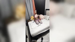 No Creo Que Mi Vecina Sea Tan Puta Y Hacer Esto Por La Clave
