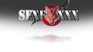 Ruiva safada fica cheia de tesao na casa do amigo.